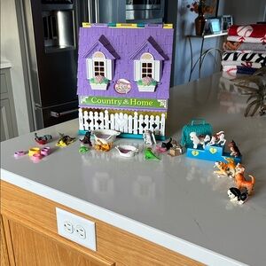 Hasbro Littlest Pet Shop Country Home Playset - Purple early 1990s